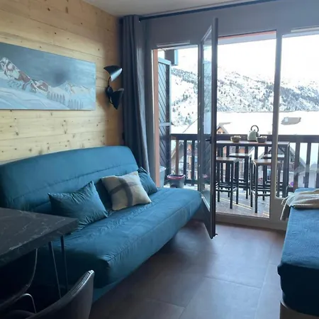Apartment Le Chamois 312 1900 Piscine Exterieur Uniquement Ouverte Saison D Ete Avec 1 *
