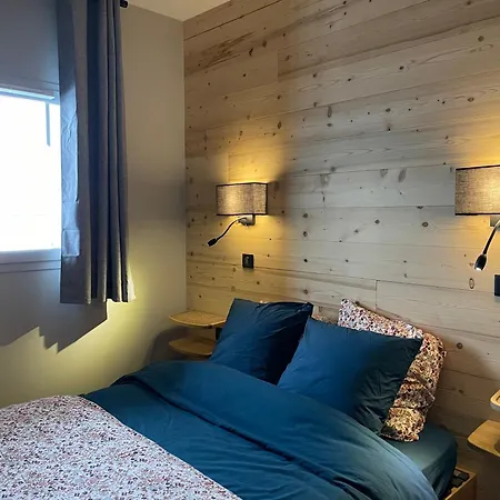 Le Chamois 312 1900 Piscine Exterieur Uniquement Ouverte Saison D Ete Avec 1 *
